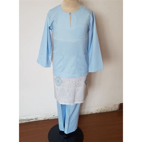 Baju melayu yang dijual adalah dari jenis kain pearl skin, kecuali dinyatakan secara spesifik. Baju Melayu Budak BABY BLUE BIRU Budak Lelaki Kanak2 Boys ...