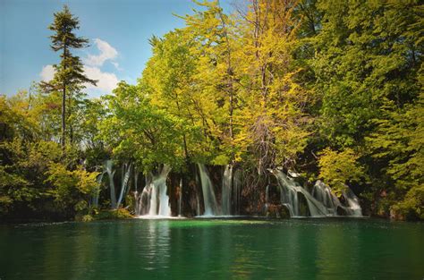 Full Day Private Plitvice Lakes National Park Tour
