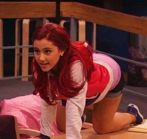 Ariana Grande Crawling On Bed Andos