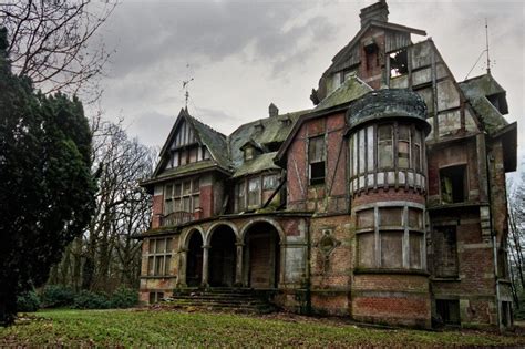 Old Abandoned Mansion Creepy