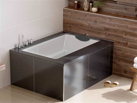 Design an indoor or outdoor soaking tub with us to enhance your space! Yasahiro Deep Soaking Tub
