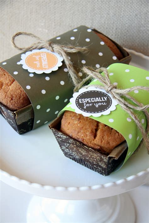 The variation from the last idea is in the cut and the ingredients. Polka Dot Pound Cake + Free Printable Baked Goods Labels | The TomKat Studio Blog