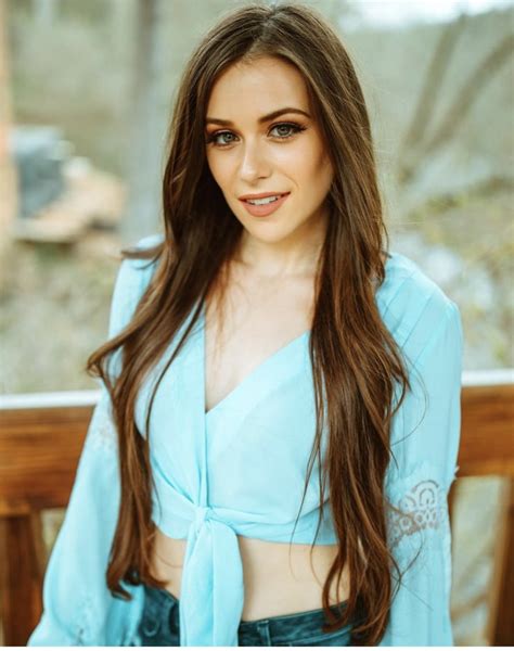Picture Of Caitlin Beadles