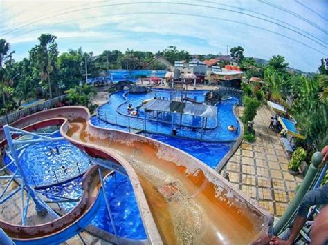 Harga tiket masuk taman mini indonesia indah. Htm Waterpark Lumajang 2020 : 10 Gambar Bugis Waterpark ...