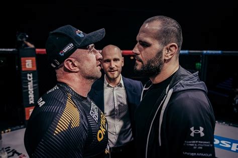 Sedm na prelims a pět na hlavní kartě. Oktagon 25: Buday vs. Minda ⚔️ livestream, fight card ...