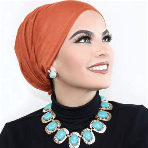 10 muslim beauty bloggers you need to be following muslim girl