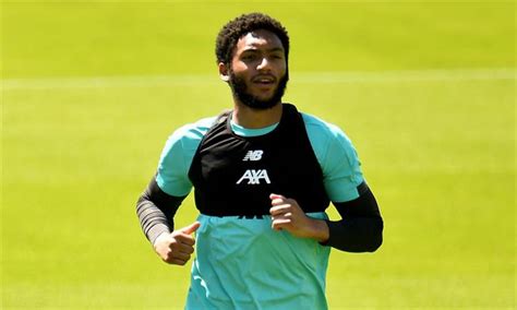 قصة أول لاعب في التاريخ يأتي من ليفربول إلى حرس الحدود. جوميز يحذر منافسي ليفربول في الدوري الإنجليزي: لن نبدأ من ...