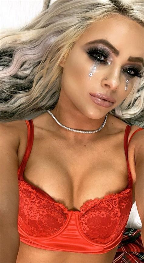 WWE Star Liv Morgan Stuns Fans In Red Bra Selfie As She Sends Her 1 4m