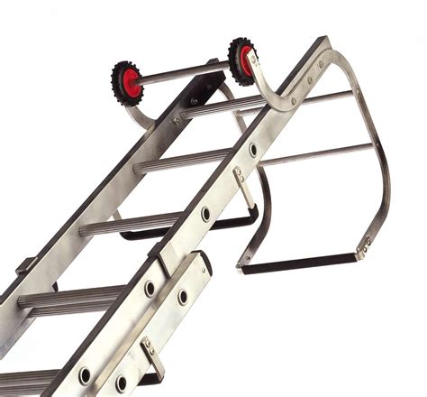 Extendable Roof Ladder • Smiths Hire