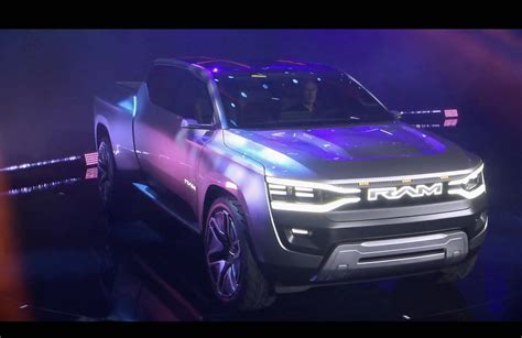 Oh, no: The electric cars at CES are getting all emotional • The Register