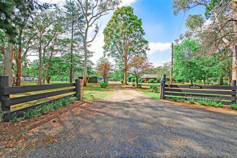 How big is an acre. | Fantastic Property on 2.5 Acres!!!