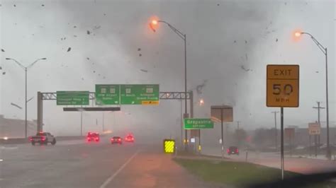 Cars Turn Around To Escape Approaching Texas Tornado Videos From The