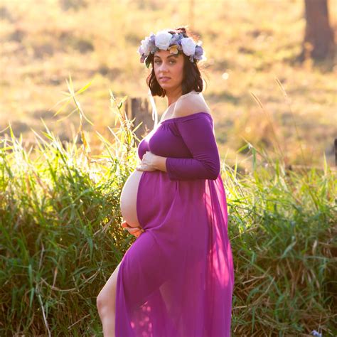 Enhance Your Maternity Photoshoot With Special Looks And Ideas
