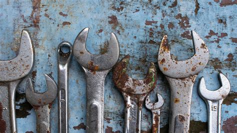How To Clean Rusty Tools Simple Tips To Try Gardeningetc