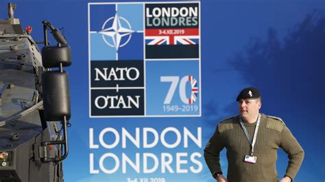 Einige der mächtigsten staaten der welt, russland, china und indien haben sich mittlerweile selbst in einer. NATO-Staaten erklären China erstmals zu möglicher neuer ...