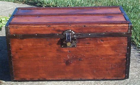 684 Restored Antique Trunks For Sale Dome Tops Humpbacks Flat Tops