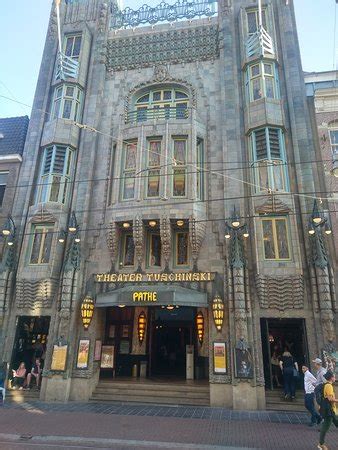 Commissioned by abraham icek tuschinski in 1921, the interior and exterior blend several designs, with a heavy emphasis on art. Tuschinski Theater (Amsterdam) - 2018 All You Need to Know ...