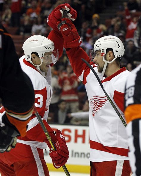 Watch Highlights Of Red Wings 2 1 Victory Over Anaheim Ducks