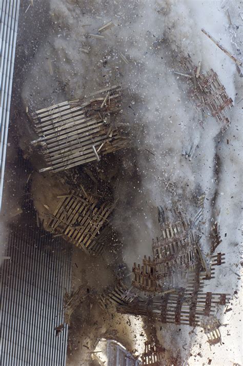 Close Up Of The Wtc Collapsing September 11 2001 Photo 29122354