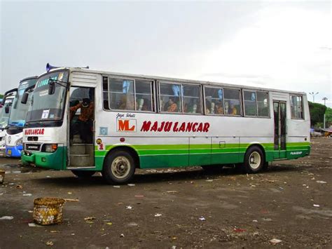 Maybe you would like to learn more about one of these? Foto Kenangan Bus Bumel Tempo Dulu Di Sekitaran Pulau Jawa