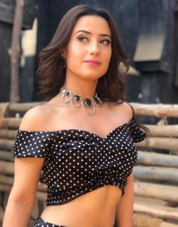 Alisha panwar who was last seen in the colors tv show ishq mein marjawan was roped in by us and here we did a fun this or that with her so without any. Kasautii Zindagii Kay 2: Will this actress replace Hina ...