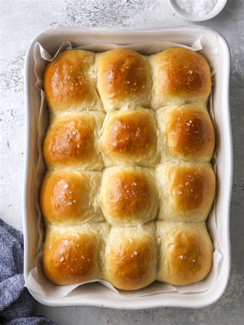 Soft White Dinner Rolls Completely Delicious