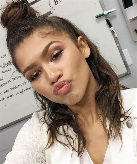 Zendaya Wavy Dark Brown Bun Half Up Half Down Hairstyle Steal Her Style