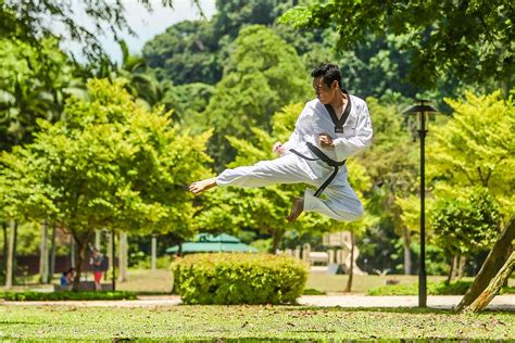 Hd Wallpaper Man Doing Flying Kick Martial Arts Kung Fu Asia Jump