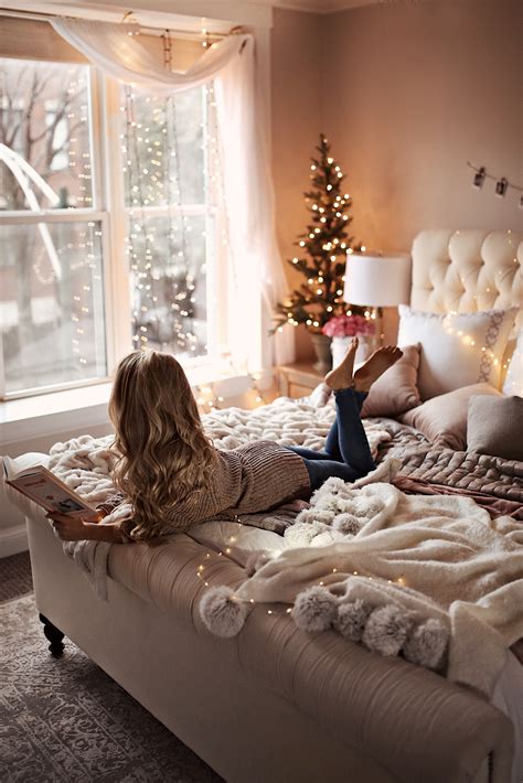 7 Holiday Decor Ideas For Your Bedroom Welcome To Olivia Rink