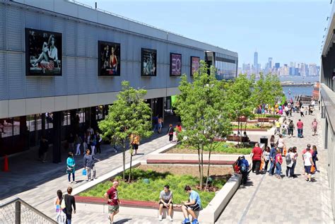 Outlets In New York City Where To Find The Best Ones