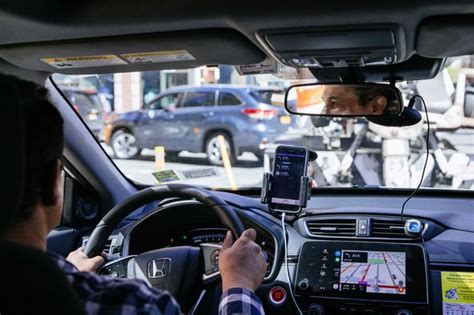 NYC is offering to hire out-of-work Uber and Lyft drivers – The Santa