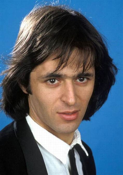 Since the death of johnny hallyday in 2017 he has been the highest grossing living french pop rock act. Jean-Jacques Goldman - Variété francophone - Musique - TopKool