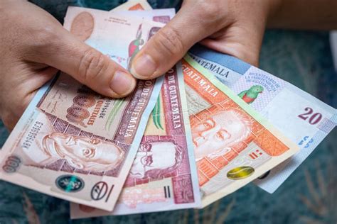 Dinero Guatemala Varios Billetes Quetzales Concepto De Negocio Y