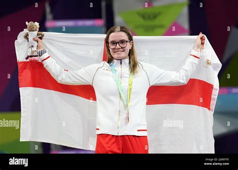 England S Amy Rollinson With Her Bronze Medal Won In The Women S M