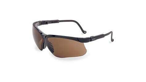 Best Shooting Glasses For 2024 Reviews And Buyers Guide Gun Mann