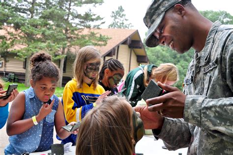 Asc Soldiers Volunteer At Military Kids Camp Article The United
