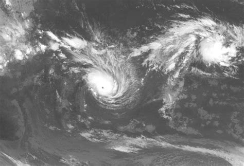 Steady weakening will occur as the system approaches the pakistan/india learn more about tropical cyclone one and the 2021 indian ocean hurricane season in our. Tropical cyclone Ando in the Indian Ocean | EUMETSAT Website