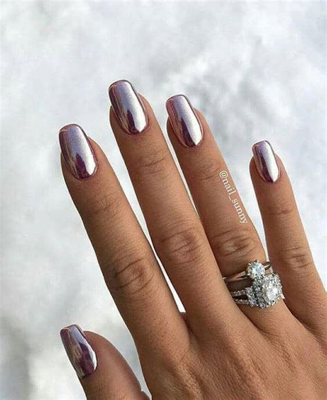 24 Eye Catching Chrome Nails To Revolutionize Your Nail Game