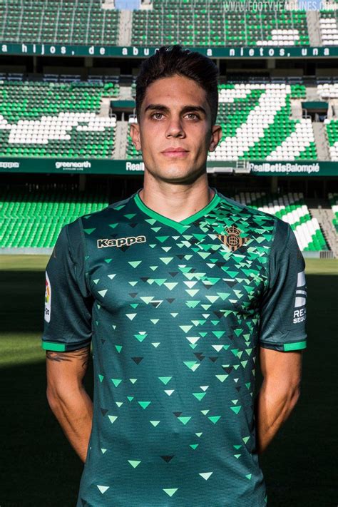 Jun 10, 2021 · real betis face a battle to keep hold of coach manuel pellegrini. Real Betis Sevilla uitshirt 2018-2019 - Voetbalshirts.com