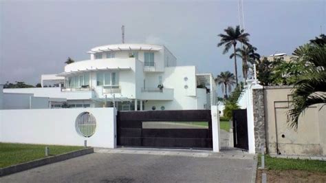 Photos Nigerian Billionaire Aliko Dangote Selling 30million Mansion