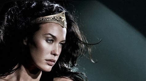 A Look At How Wonder Woman Would Have Looked In Millers