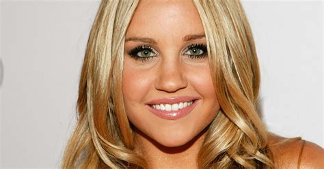 Amanda Bynes Brunette Natural Hair