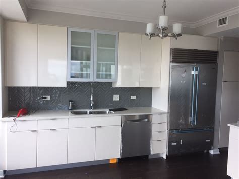 So we finally updated my yellow kitchen!! White Kitchen - Gain inspiration and view Lewis Floor ...