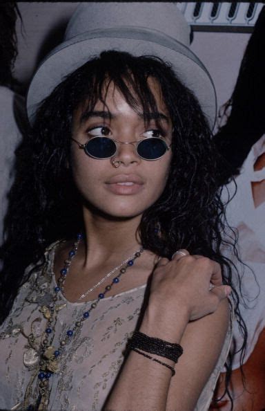 Nick jonas' verlobte feiert schon jetzt im hochzeitskleid rosie o'donnell: Awww young Lisa Bonet | Lisa bonet, Fashion, Lisa bonet young