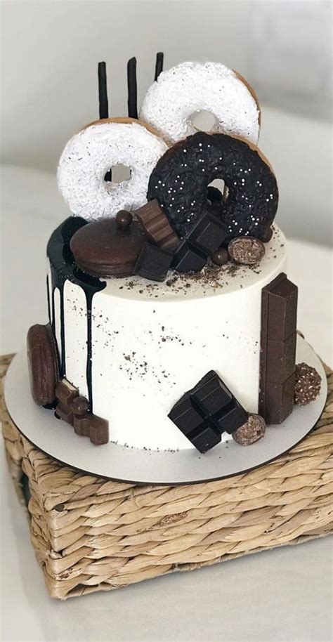 49 Cute Cake Ideas For Your Next Celebration White Cake With Chocolate Drip