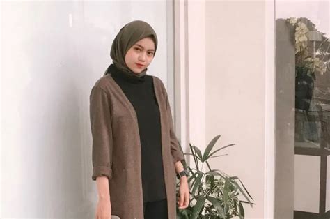 Profil Dan Biodata Novia Widyasari Rahayu Mahasiswi Universitas