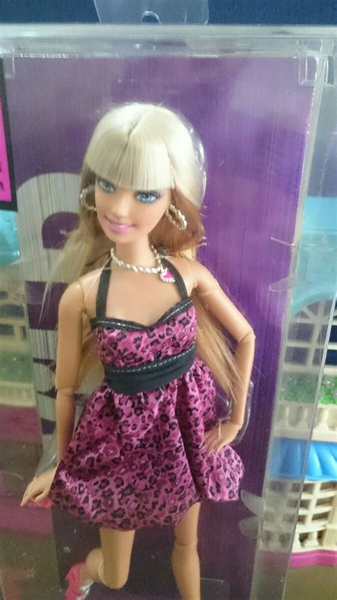 Boneca Barbie Fashionistas Wild Toda Articulada R 17989 Em Mercado