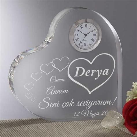 Anneler bu duruma daha çok sevinecektir. Anneler Günü Hediyesi İsimli Kalp Ödülü | Hediye Sepeti