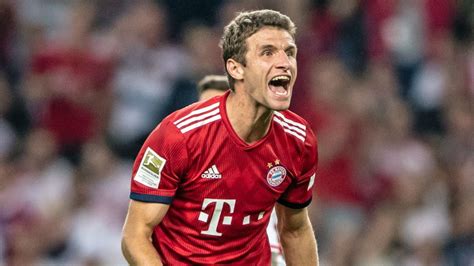 Thomas muller with the ball during a match between germany and scotland on september 7, 2015. Top 5 European Leagues Football Weekend Roundup - Newslibre