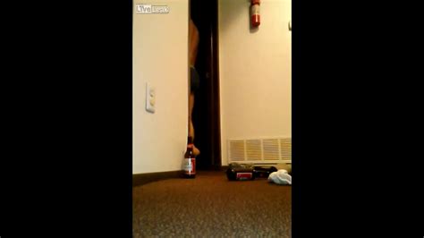 Kingassripper Farts On His Roommate S Door Youtube